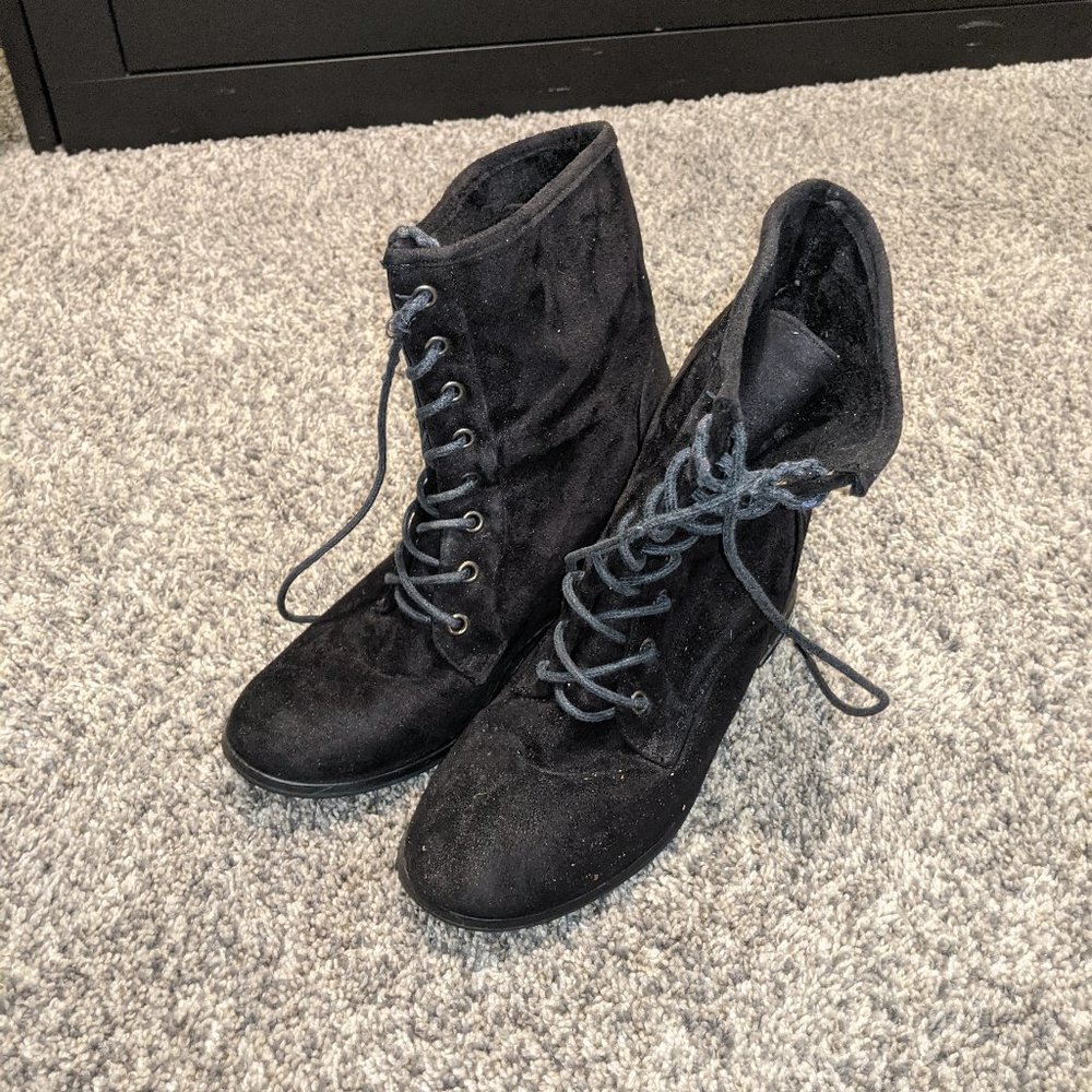 Black (hidden heel) boots